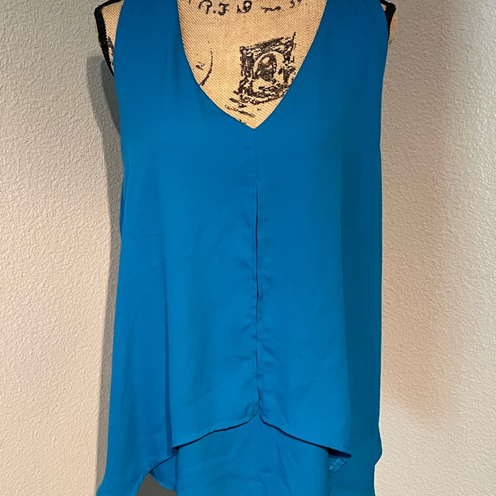 Covington Sleeveless Blouse